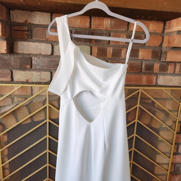 Noel & Jean X Katie May Regal One Shoulder Trumpet Wedding Dress - Picture 9 of 14